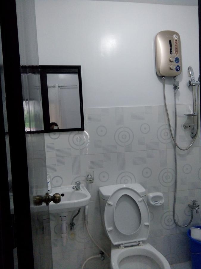 Chelle'S Apartelle - Inn El Nido Exterior photo