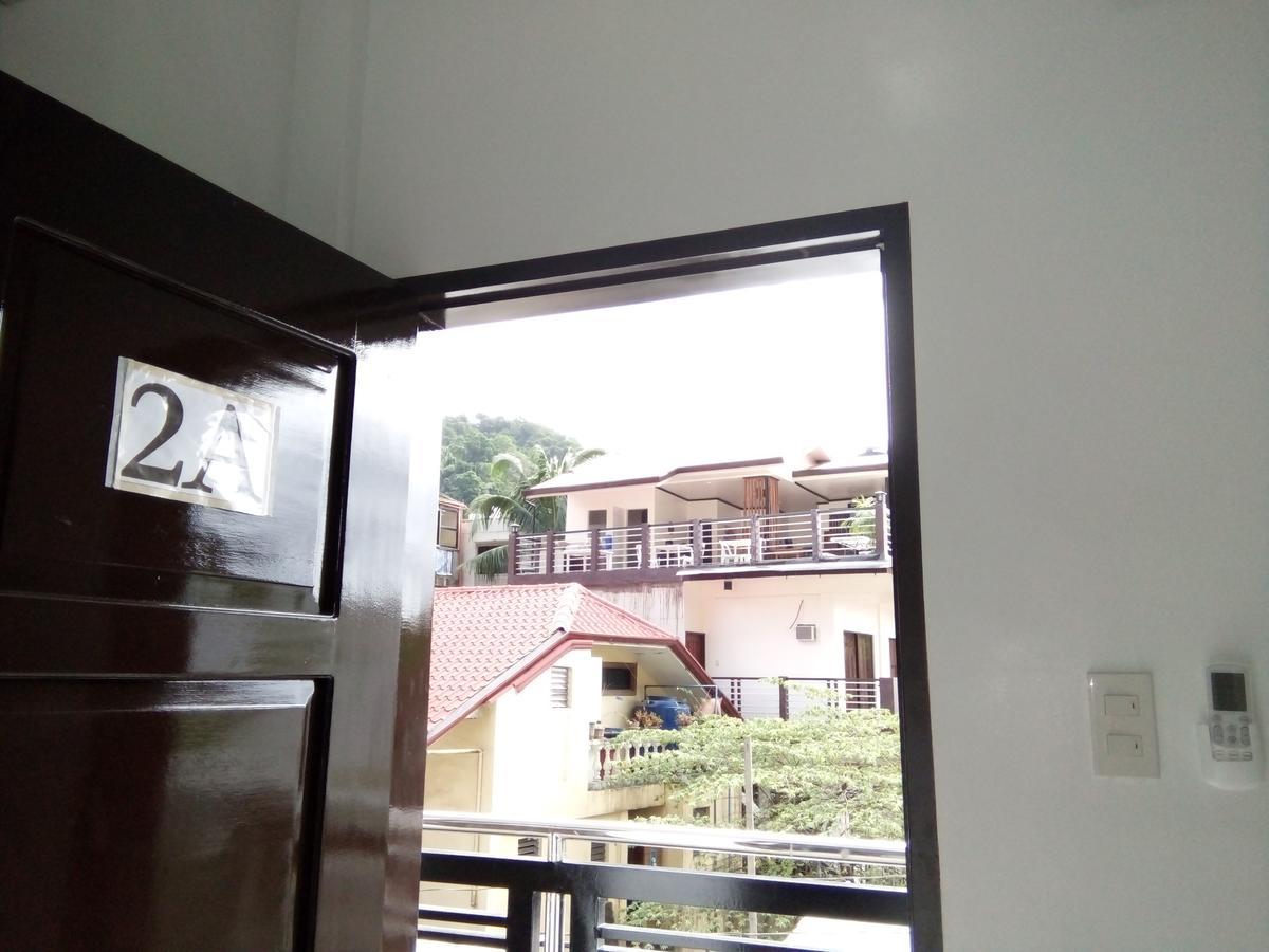 Chelle'S Apartelle - Inn El Nido Exterior photo
